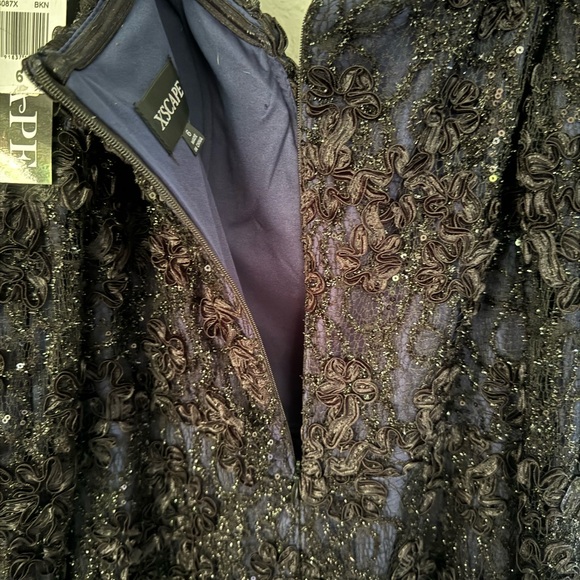 Xscape Off The Shoulder 3/4 sleeve Lace Overlay Dress -Size 6 - Picture 5 of 8